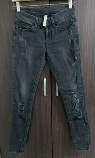 Mango jeans small stretchable W25-W28
