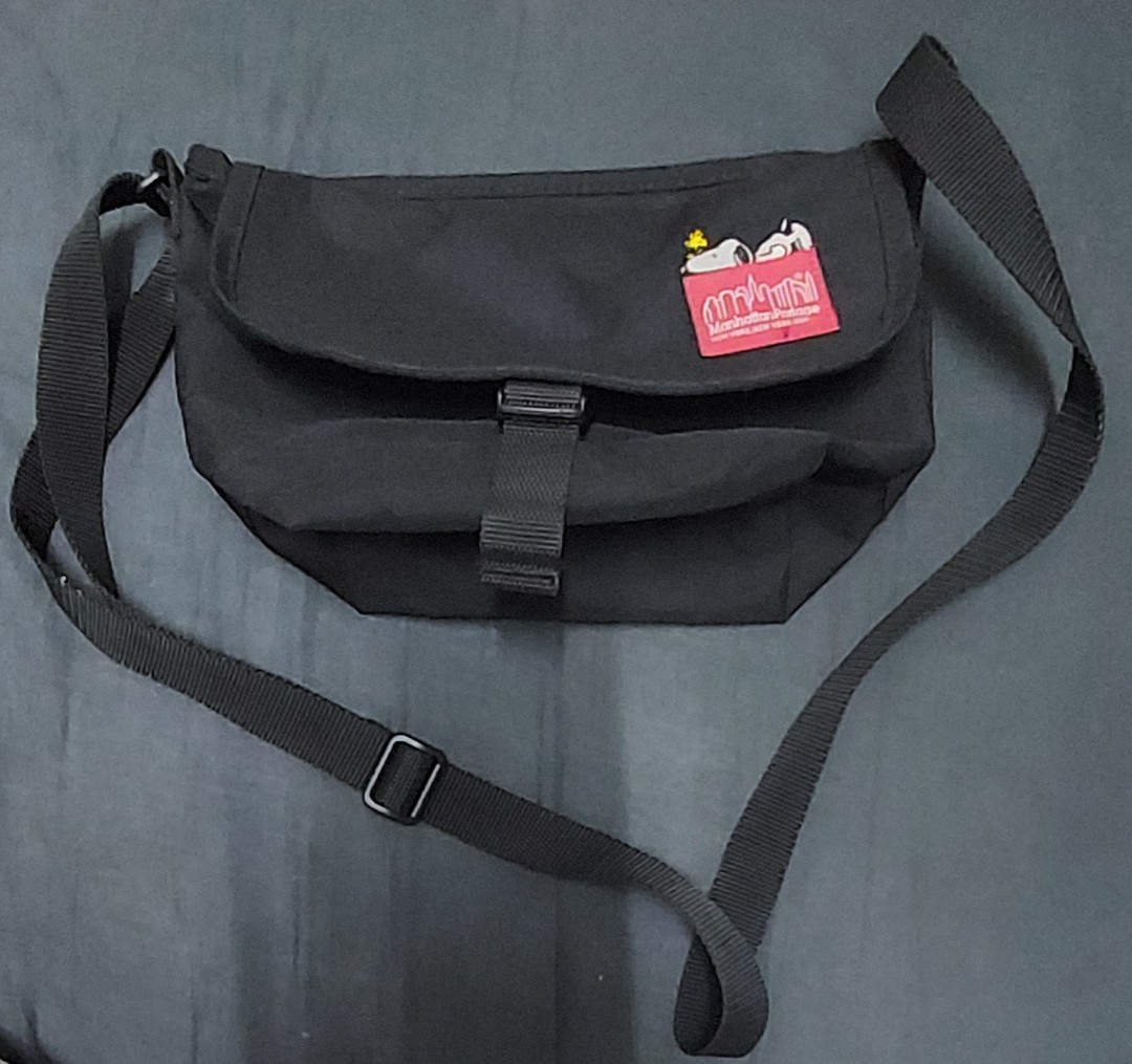 manhattan portage snoopy