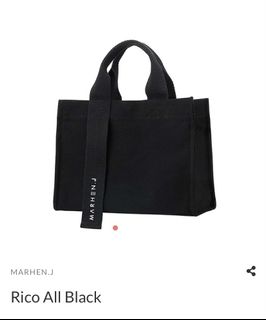 (Category: ) located in . Submitted by shopspreeeee (Listing ID 1149890826, Image 1). Description: .