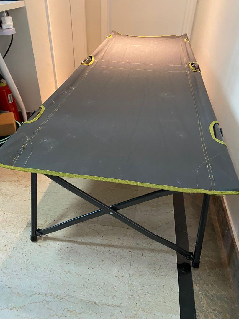 Metal Folding Bed, Furniture & Home Living, Furniture, Bed Frames