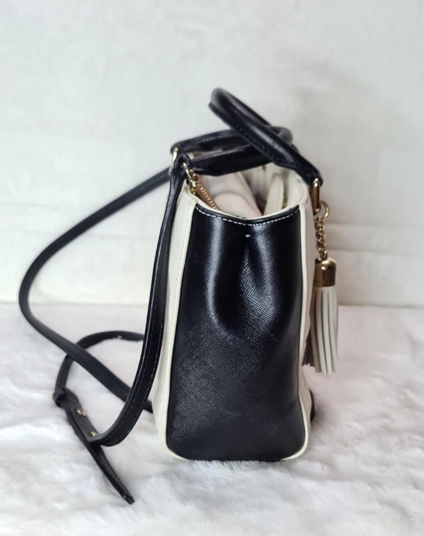 Shop METROCITY 2022 SS Casual Style Leather Elegant Style Crossbody Logo by  MITOglobal