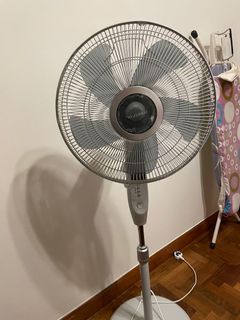 (Category: ) located in . Submitted by asha2010 (Listing ID 1149930377, Image 1). Description: .