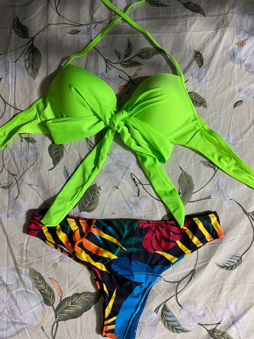 Neon green swimsuit brand new, Women's Fashion, Swimwear, Bikinis