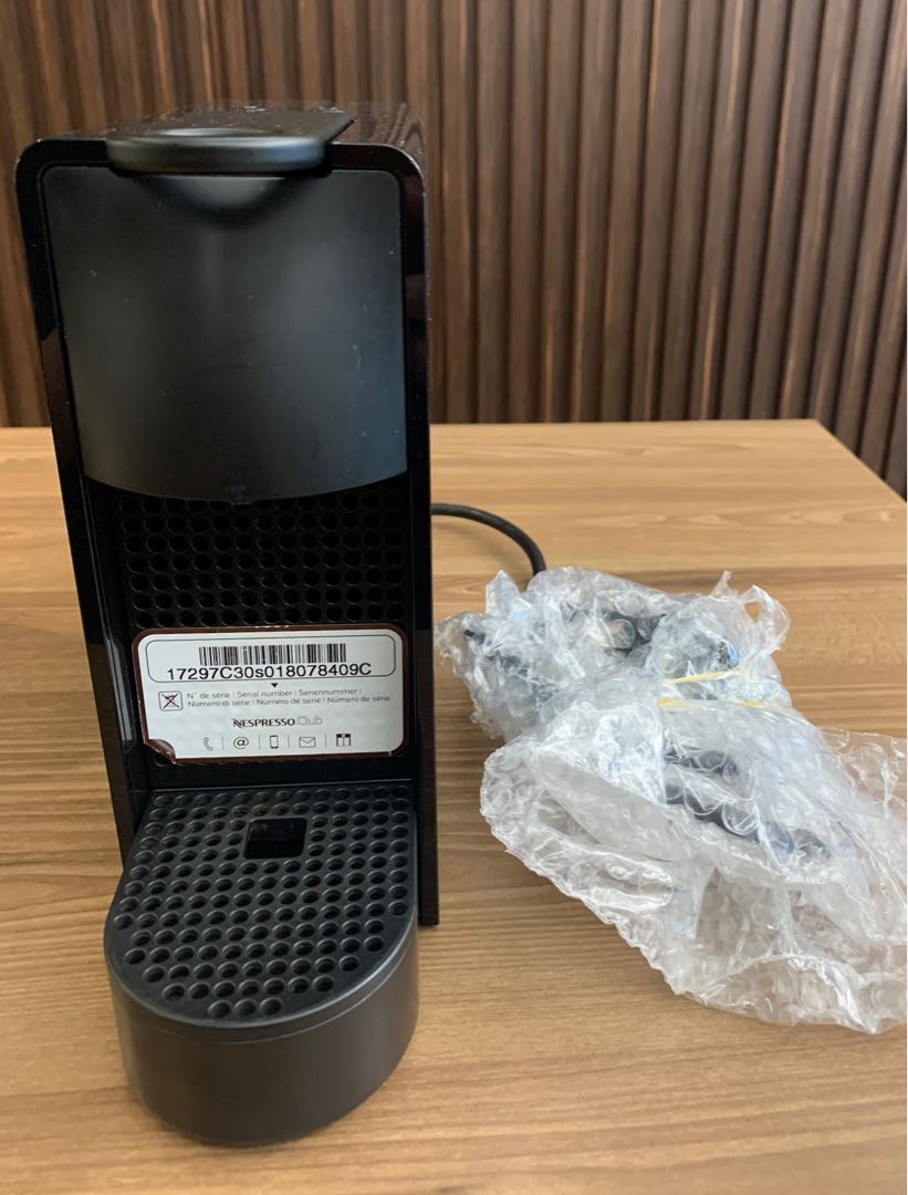 Nespresso Essenza Mini 咖啡機C30黑色+ 