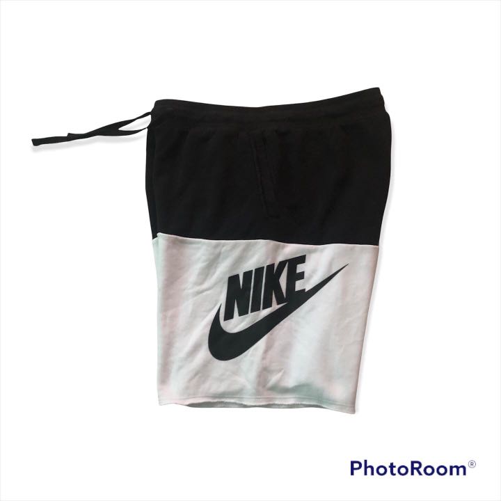 Nike two store tone shorts