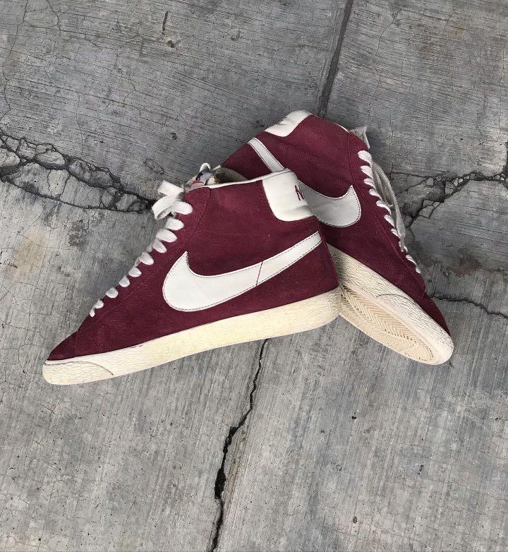 Nike blazer mid 77 Maroon, Fesyen Pria 
