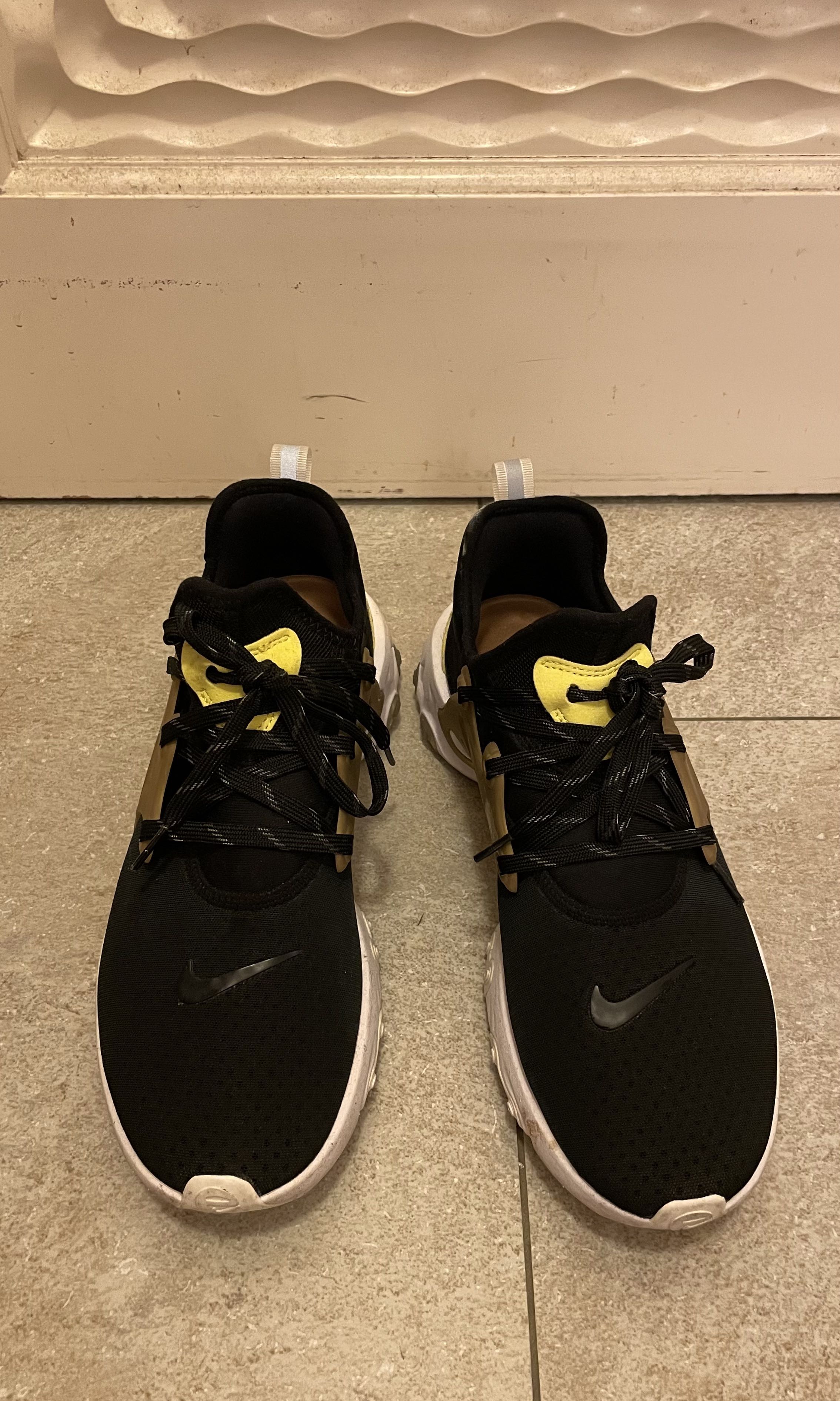 prestos nike react