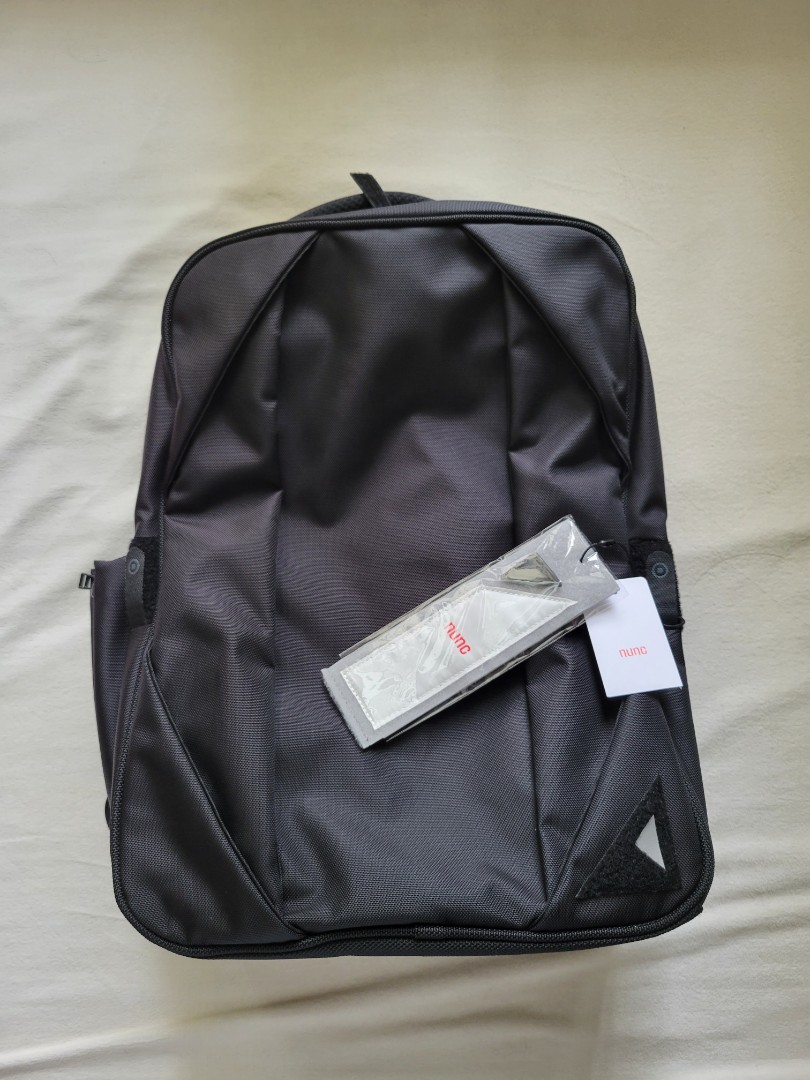 NUNC rectangle backpack背囊, 男裝, 袋, 背包 Carousell