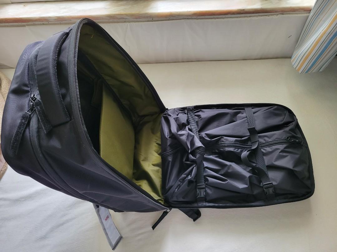 NUNC rectangle backpack背囊, 男裝, 袋, 背包 Carousell