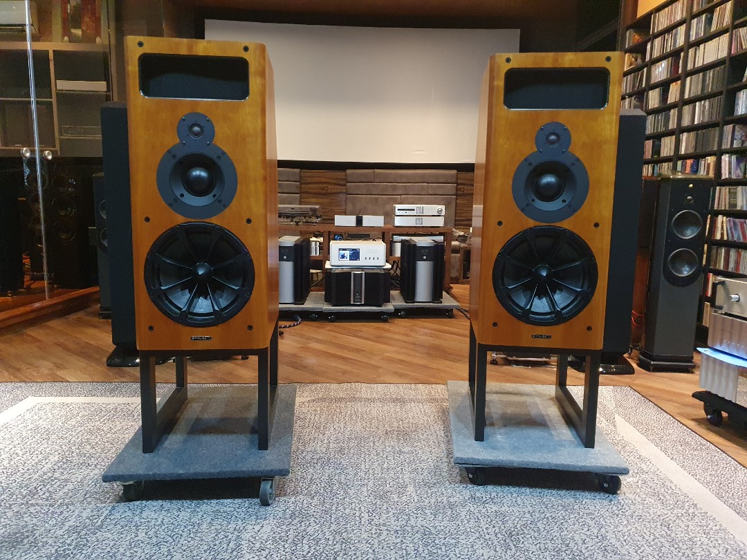 PMC MB2i speaker with matching stand, Audio, Soundbars, Speakers