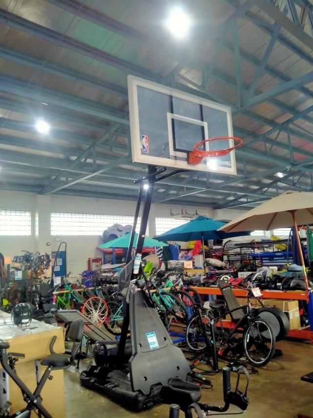 Spalding Portable Basketball Court, Sports Equipment, Sports & Games