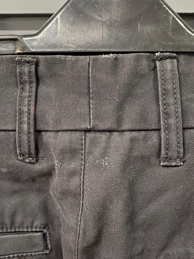 Preloved H&M Chinos (Black) 2 Pairs (Category: Chinos) located in Quezon City. Submitted by esb333 (Listing ID 1149927768, Image 3). Description: *PIOG* I have two (2) pairs of this chinos (Php700 if 2 pairs are bought) RFS: Decluttering Size: See dimensions of each part Fit: Slim Fit Area: Cubao/Araneta City Pick-up or via Shipping as of the moment *ALTERED -> Waistline and leg width *USED, BUT NOT ABUSED *No stain *Minor issues by the belt loop