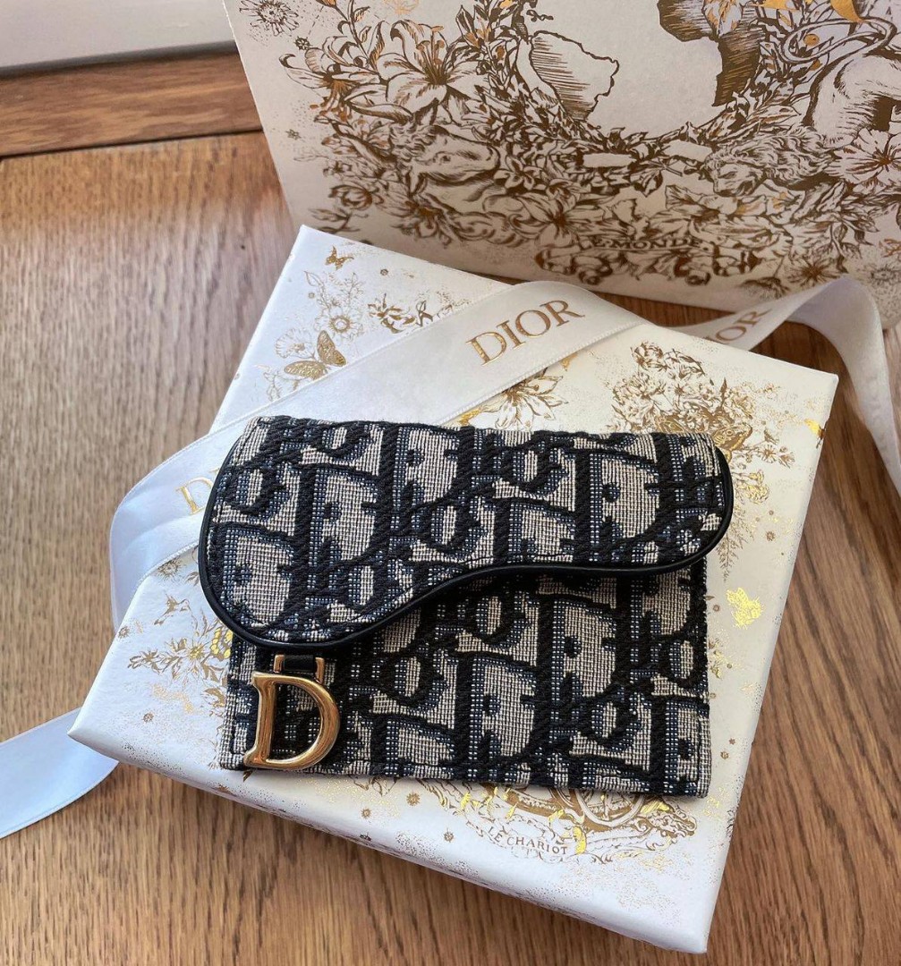 Preorder Dior Card holder from UK to SG, Women's Fashion, Bags