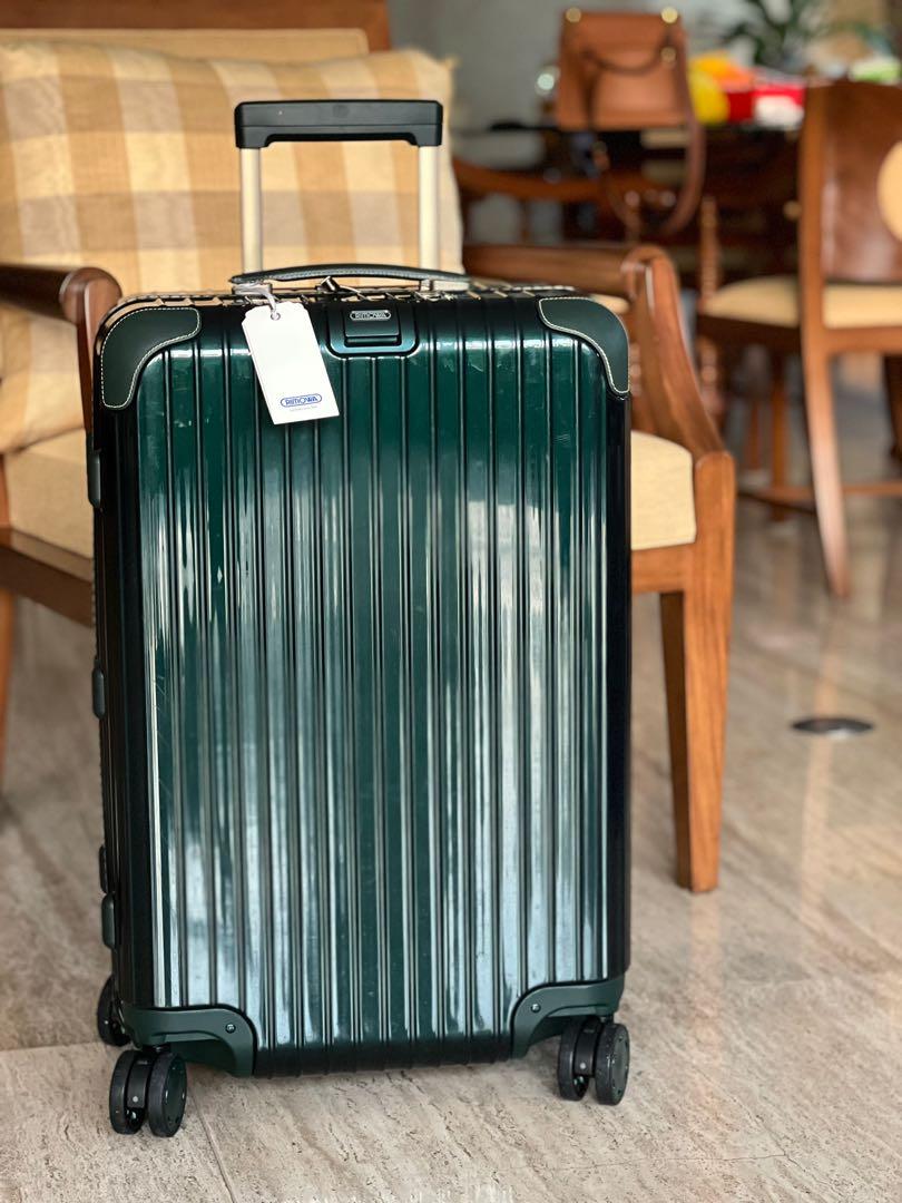 Rimowa medium size top