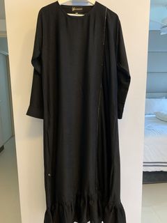 (Category: ) located in . Submitted by abaya54 (Listing ID 1149842845, Image 1). Description: .