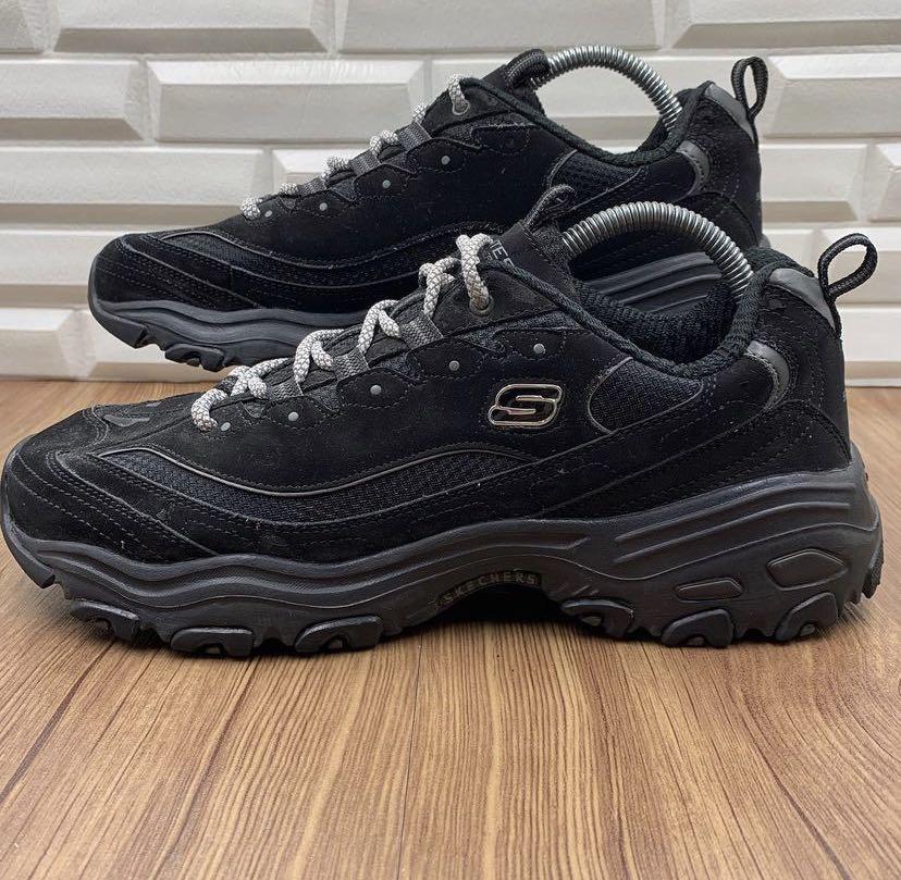 Skechers plain black shoes discount