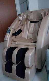 Smart home full-body multi-functional space capsule massage chair