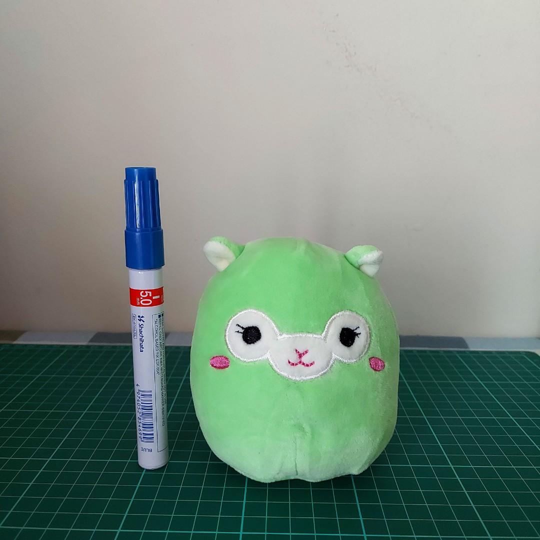 Green top alpaca squishmallow