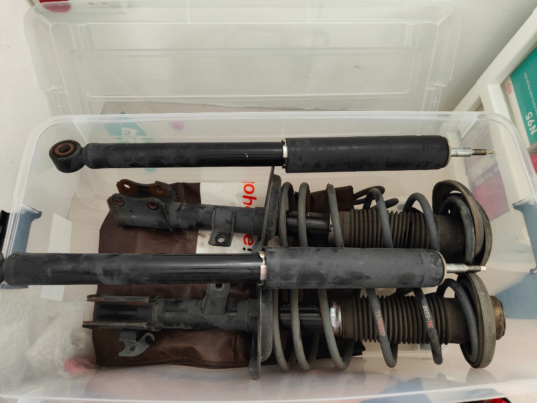 Suzuki swift suspension with RSR Ti2000 lowering spring, Car