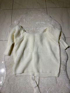 T neck ribbon top