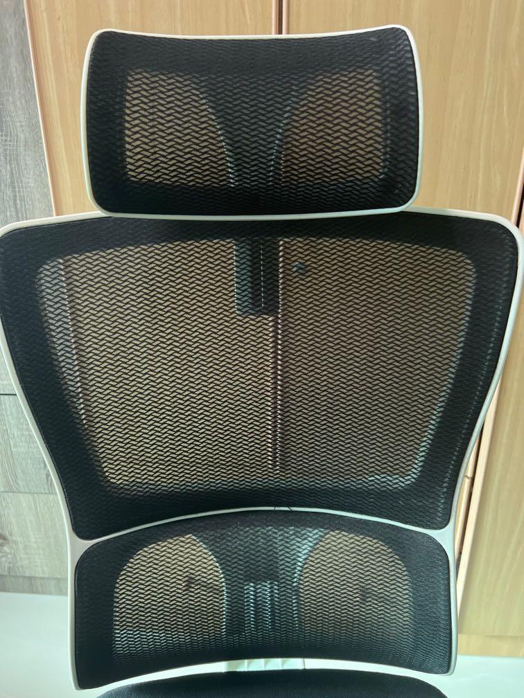 UMD ergonomic office chair, Furniture & Home Living, Furniture, Chairs ...