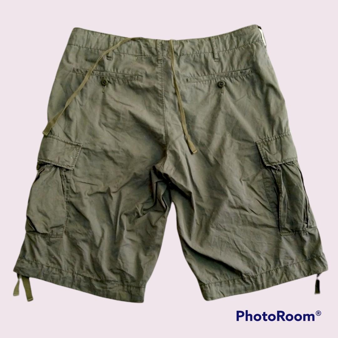 Uniqlo Shorts Uniqlo Cargo Short Pants Olive Green Size 34 