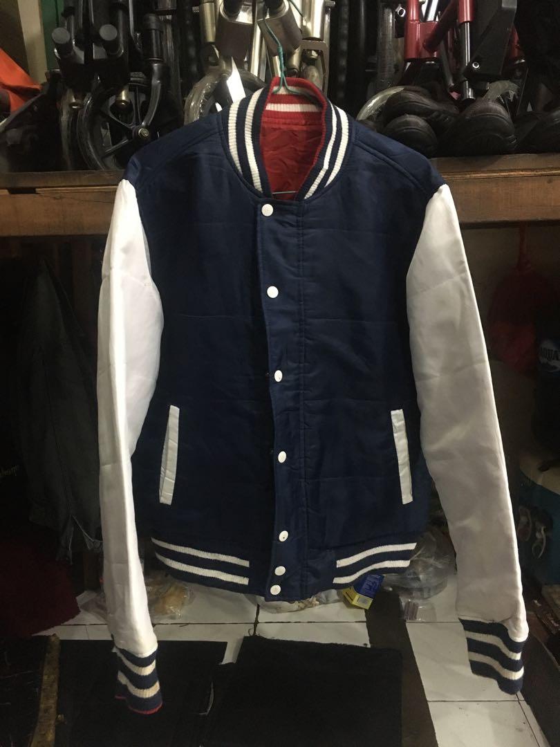 Varsity jacket reversible double focus, Fesyen Pria, Pakaian , Atasan