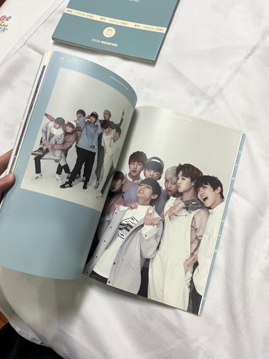 [VERY RARE] BTS Begins Program Book