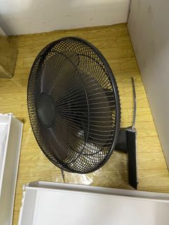 (Category: ) located in . Submitted by feng0050 (Listing ID 1149870978, Image 1). Description: .