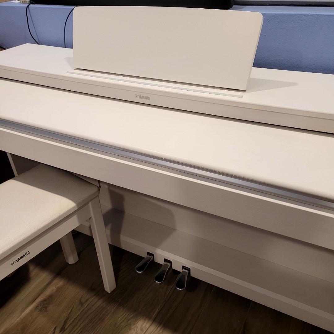 YDP163 Yamaha Arius digital piano with GH3, Hobbies & Toys, Music