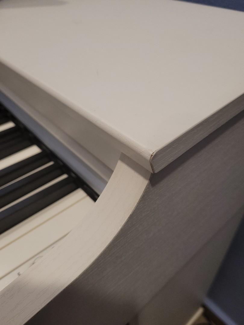 YDP163 Yamaha Arius digital piano with GH3, Hobbies & Toys, Music