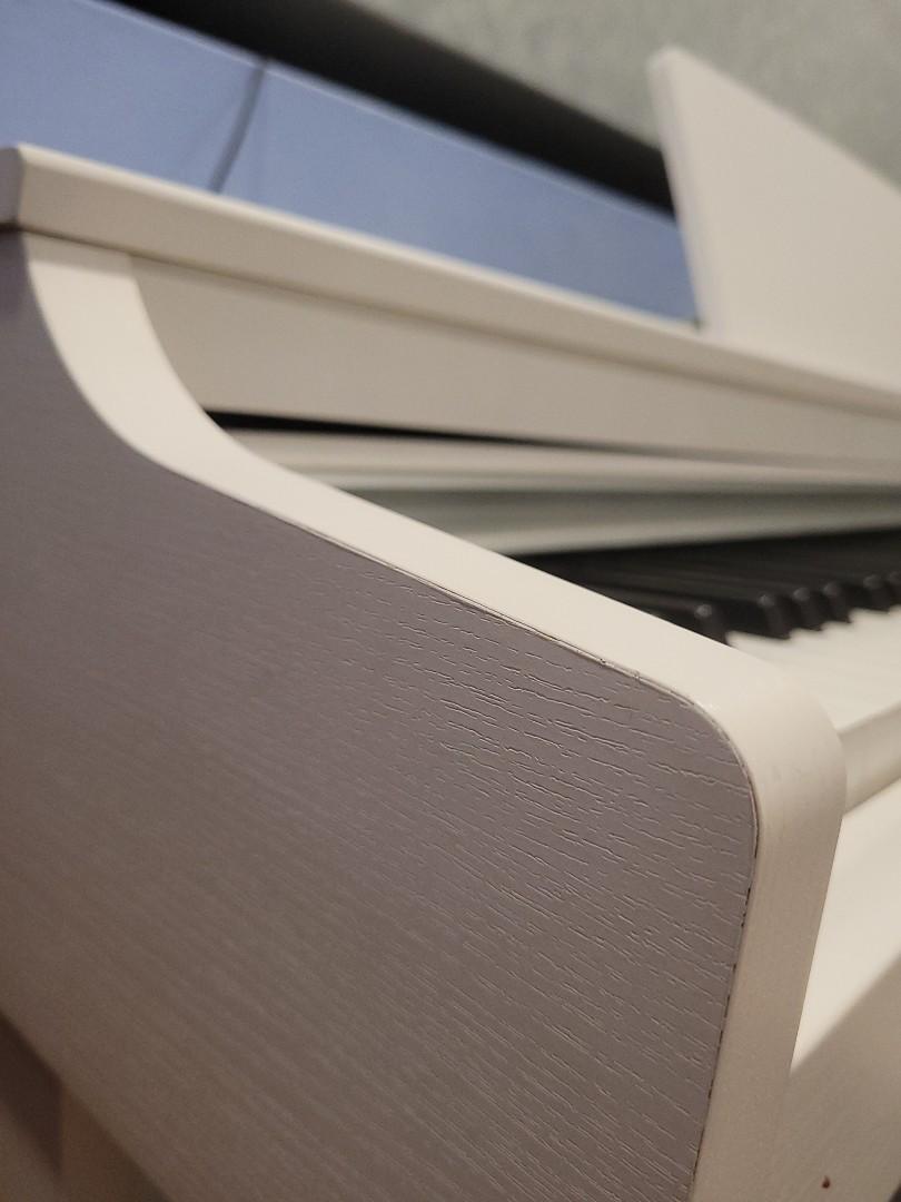 YDP163 Yamaha Arius digital piano with GH3, Hobbies & Toys, Music