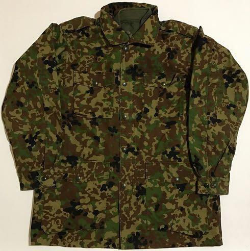 日本陸上自衛隊軍服防寒外套秋冬迷彩官方公發1994年戰鬥服套裝收藏價值 