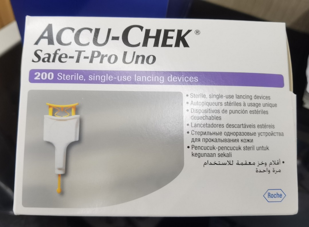 ACCUCHEK Safe TPro Uno Lancet Needle, Health & Nutrition, Health