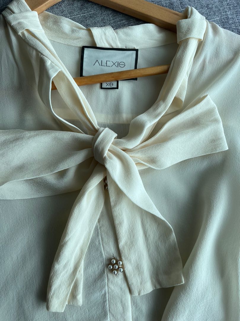 ALEXIS Emerald Silk Blouse main image 1
