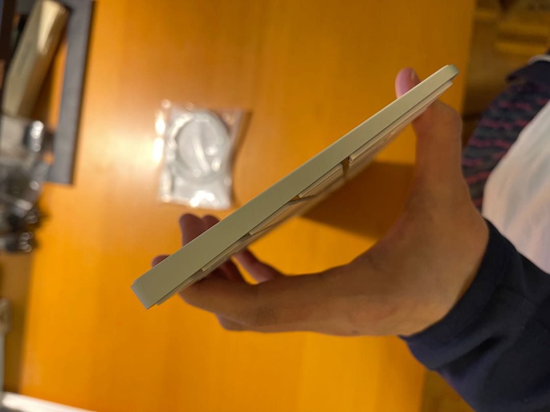 Apple magic keyboard with numeric keypad & original lightening cable