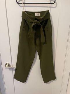 Aritzia Tie-Front Pant Size 2