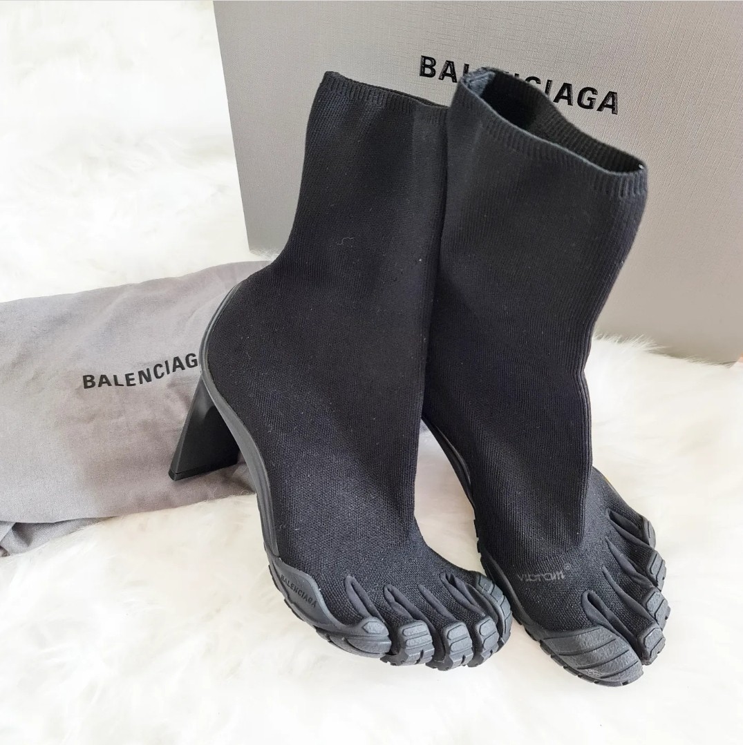 Balenciaga vibram toe on sale