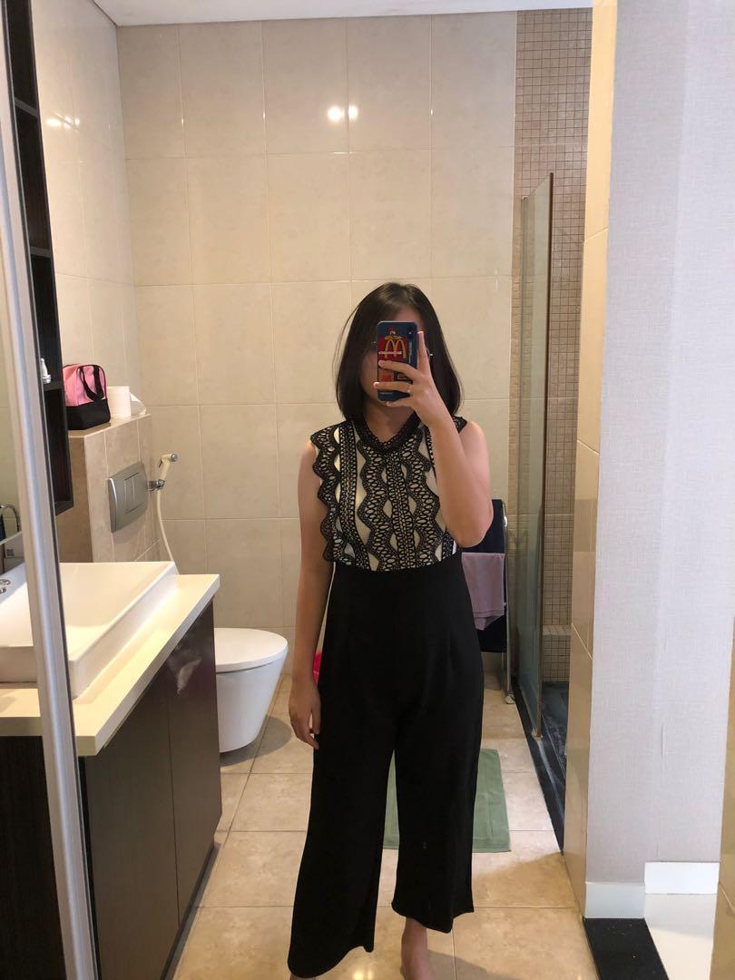 Black and white jumpsuit, Fesyen Wanita 