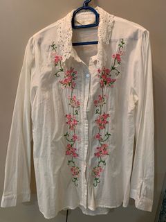 (Category: ) located in . Submitted by ama.couture (Listing ID 1146582160, Image 1). Description: .