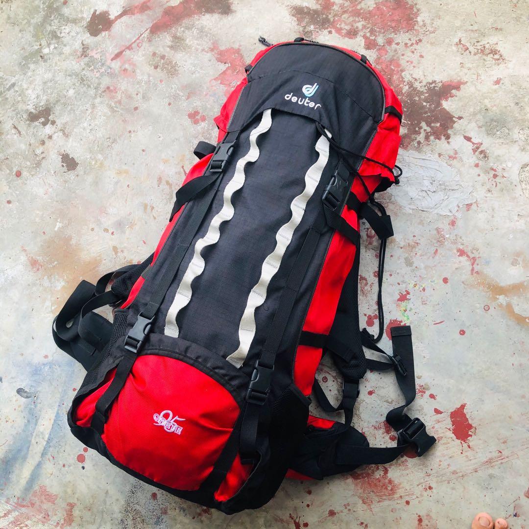 Carrier shop deuter second