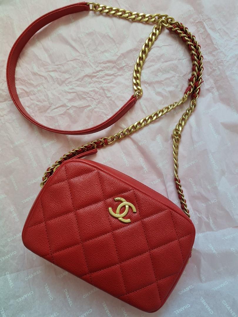 Chanel camera 2025 bag red