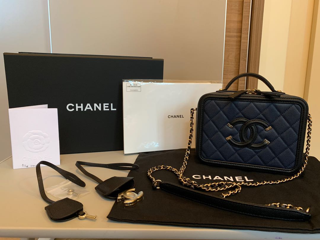 Chanel Small Filigree Vanity Case, Luxury, Bags & Wallets on Carousell
