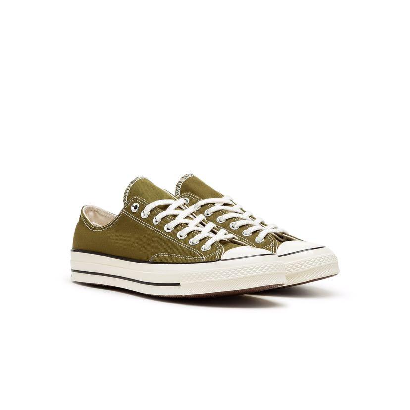 Moss green discount converse