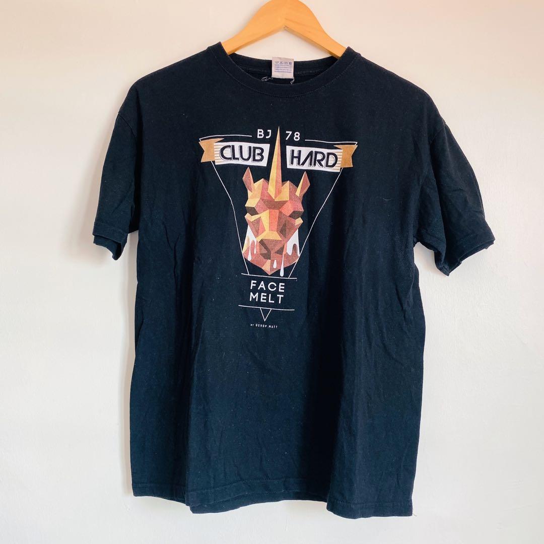 four square basic tee