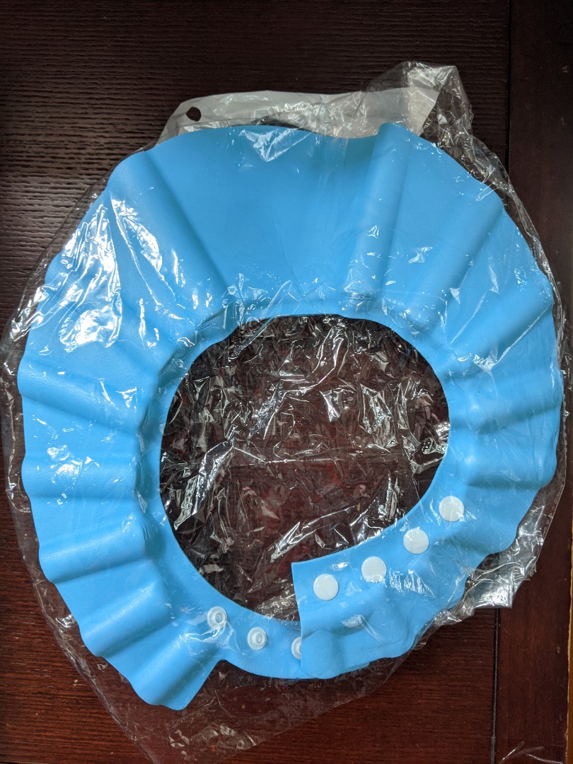 Free baby shower head, Babies & Kids, Bathing & Changing, Other Baby