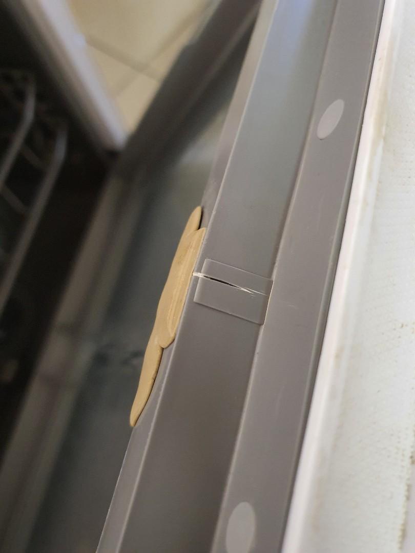 Giselle table top dishwasher, Furniture & Home Living, Kitchenware & Tableware, Other