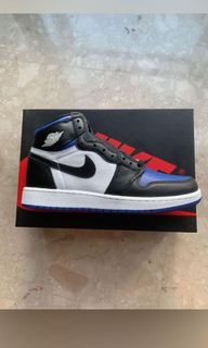 (Category: ) located in . Submitted by bamsnkrs (Listing ID 1146554728, Image 1). Description: .