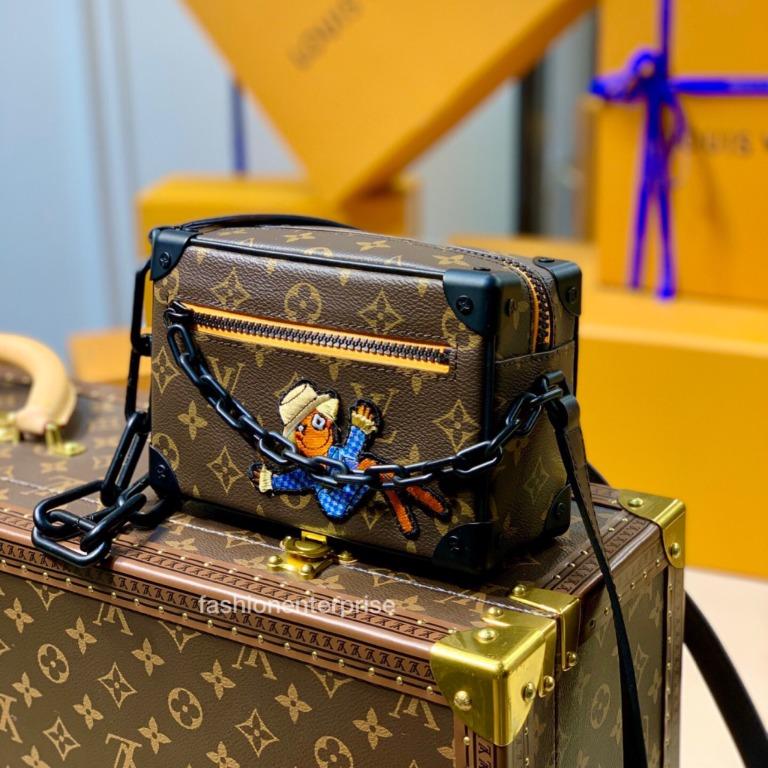 Lv mini trunk clutch hotsell