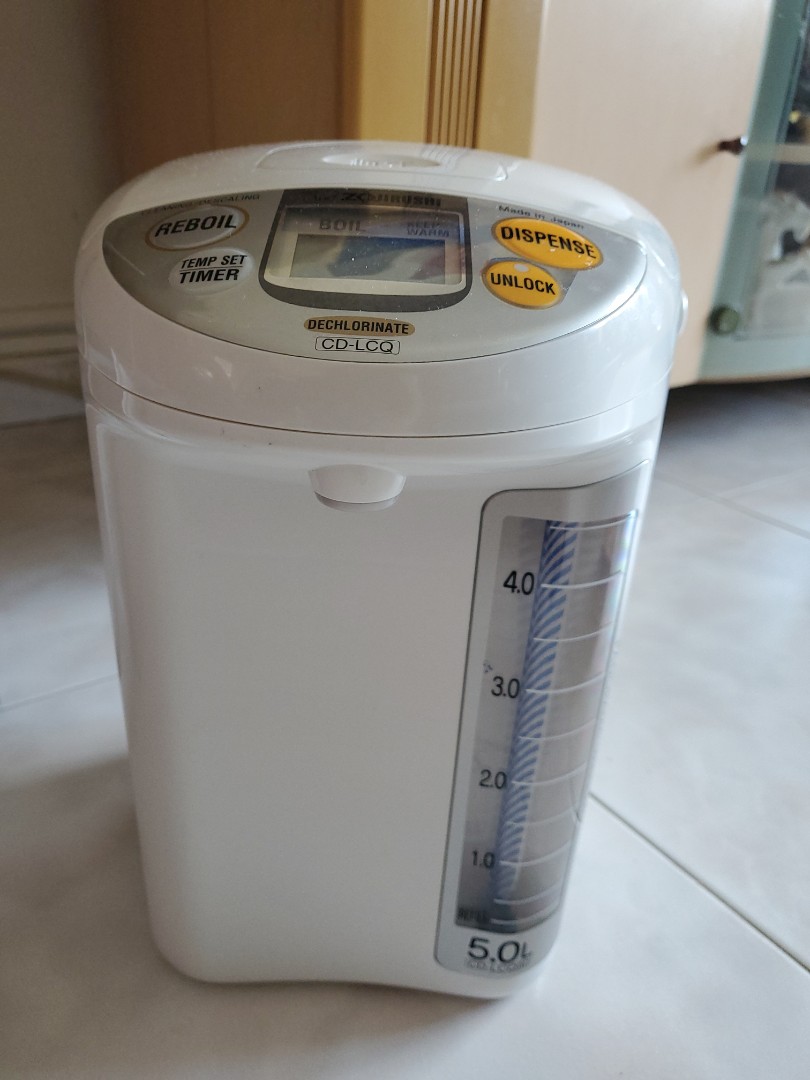 Made in Japan Zojirushi, Furniture & Home Living, Kitchenware & Tableware, Water Bottles